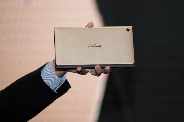 Memo Pad 7 auf der Ifa 2014 (Bild: Tobias Költzsch/Golem.de)